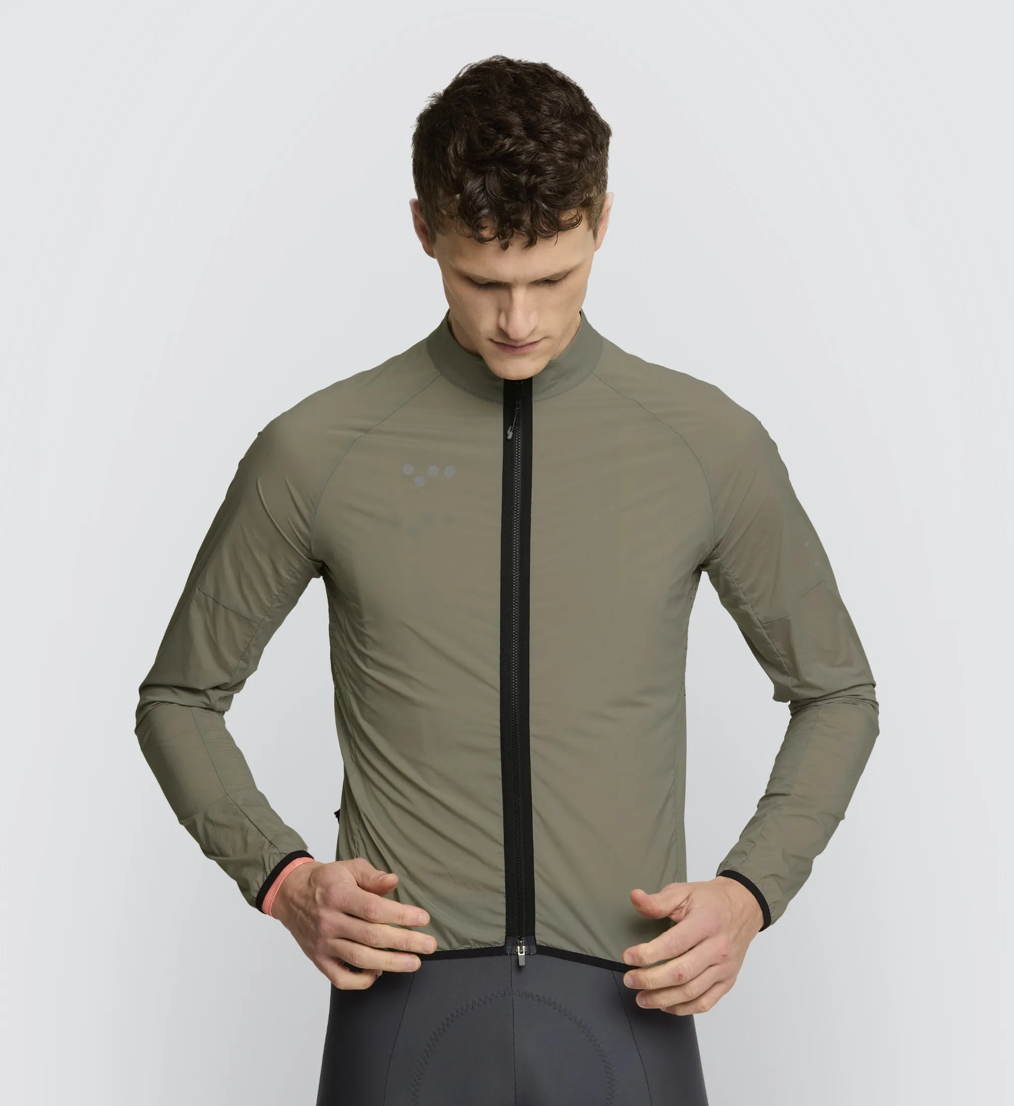 Essentials / Men's Ultralight Packable Jacket - Olive