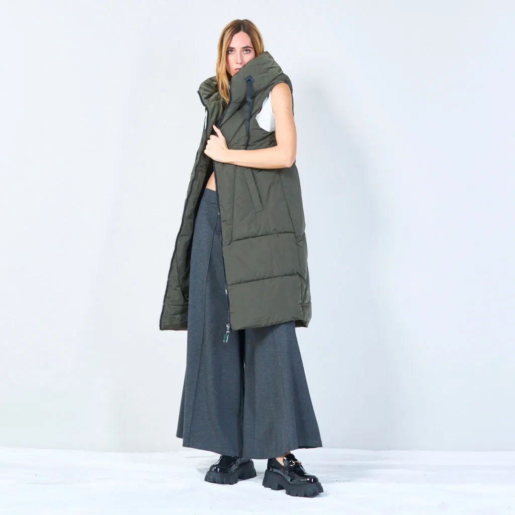 Long sleeveless padded vest with hood wholesale