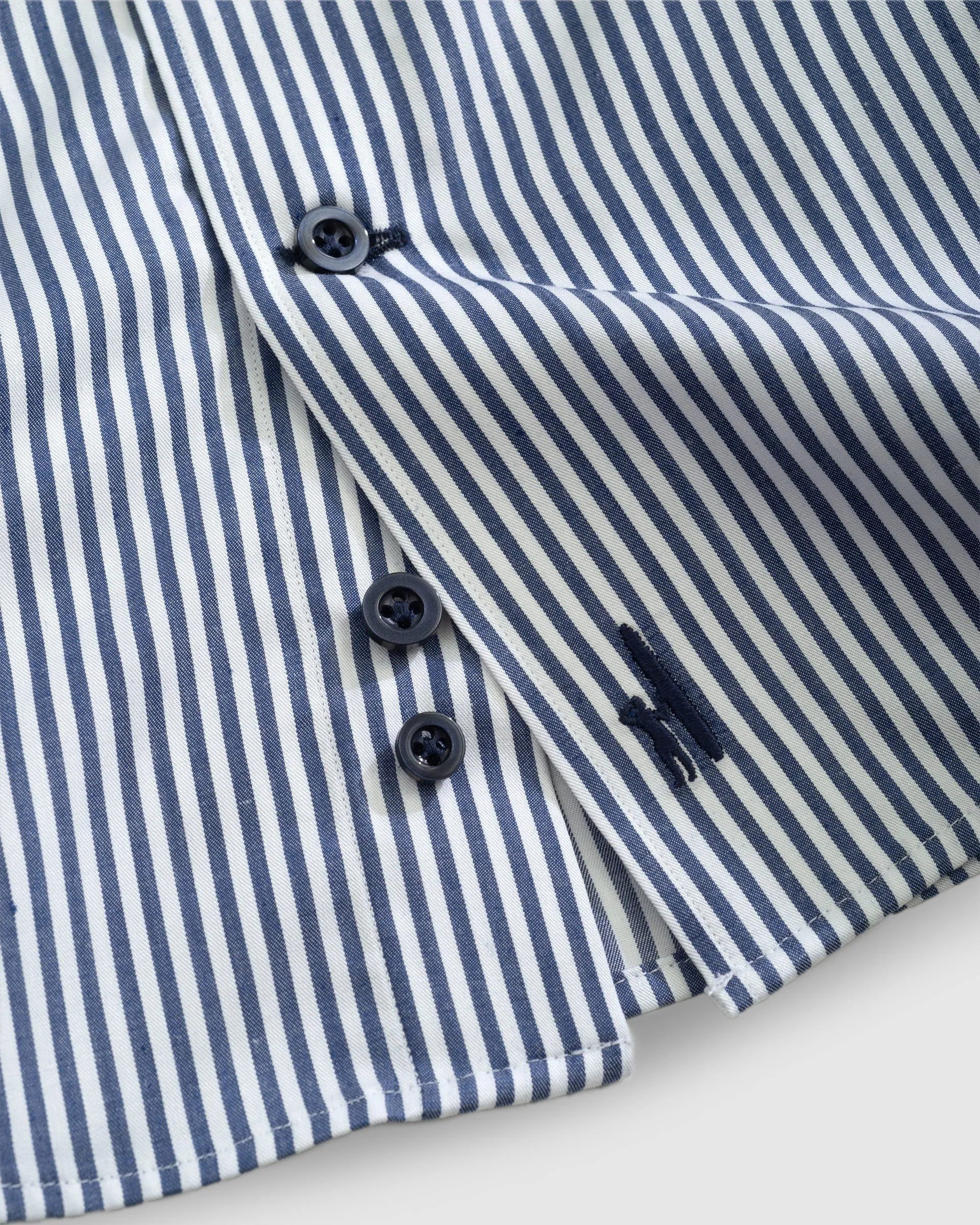 Top Shelf Button Up Shirt - Judes